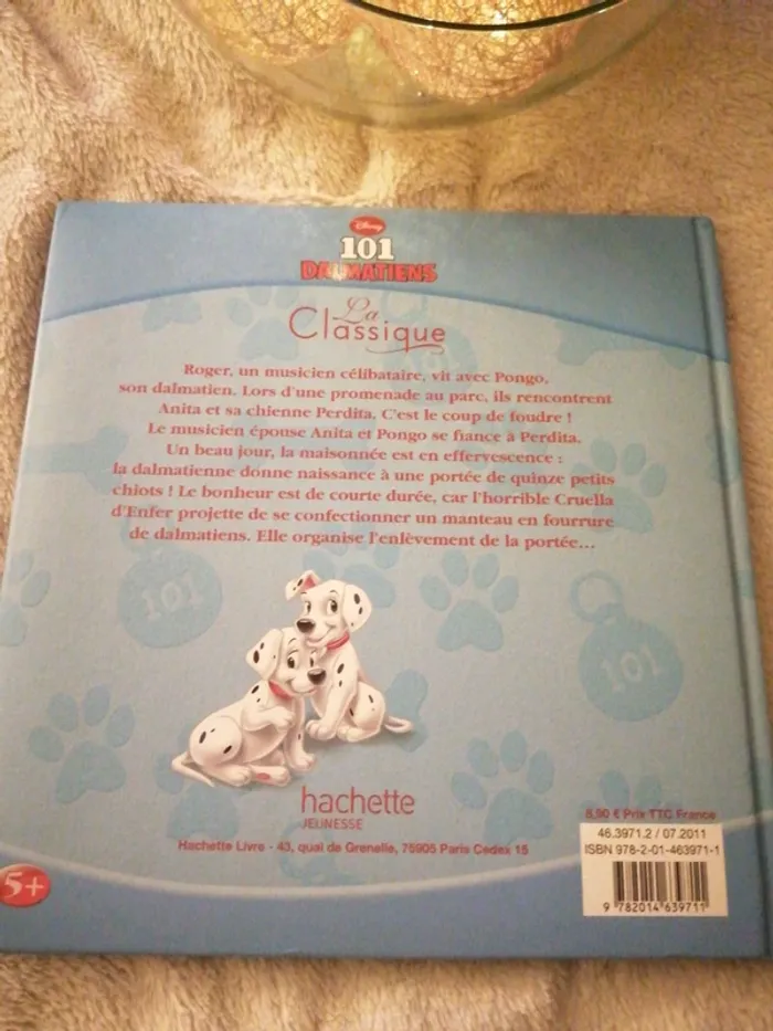 Livre "les 101 dalmatiens" - photo numéro 2