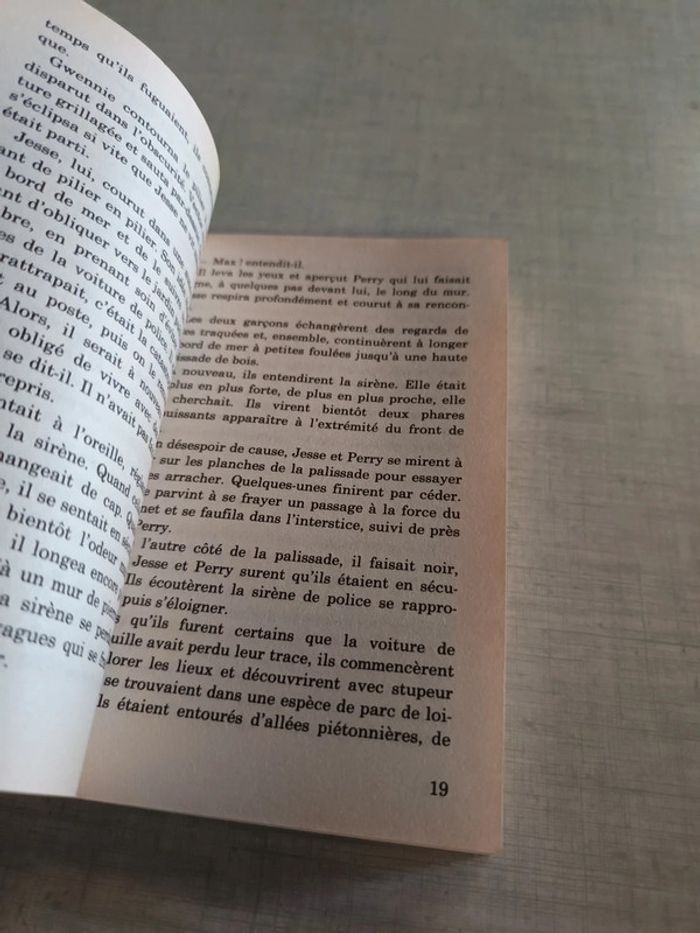 Livre sauvez Willy - photo numéro 3