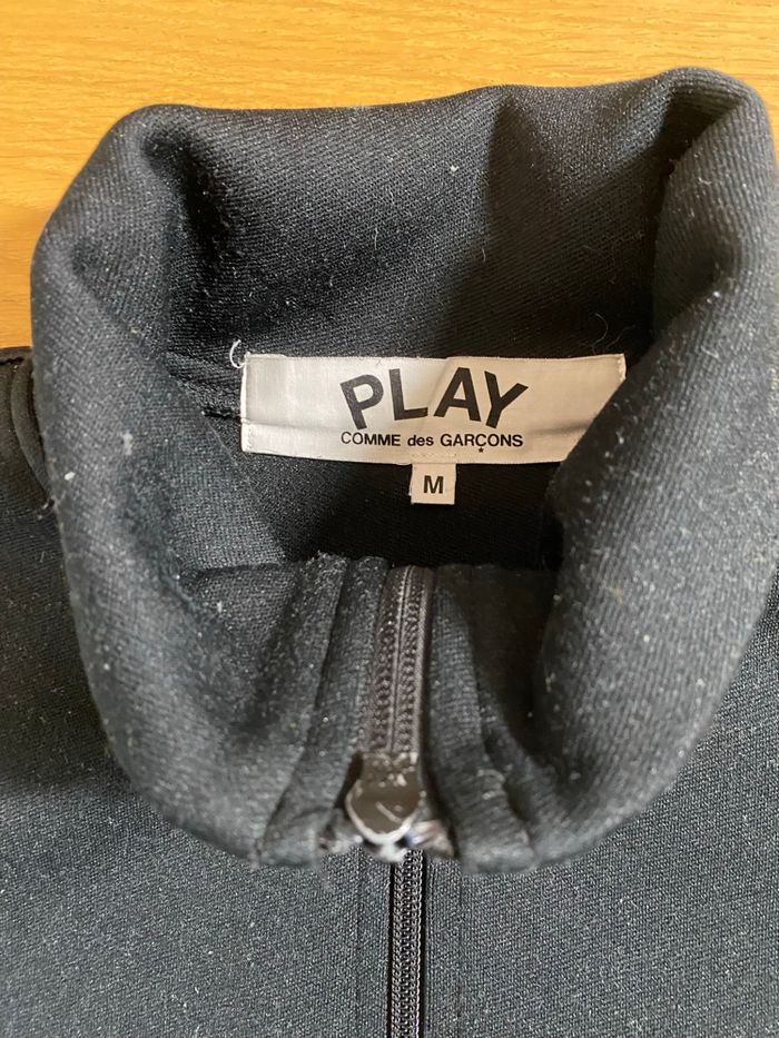 Play comme les garçons Sweat zippé coeur noir Taille M/38 - photo numéro 5