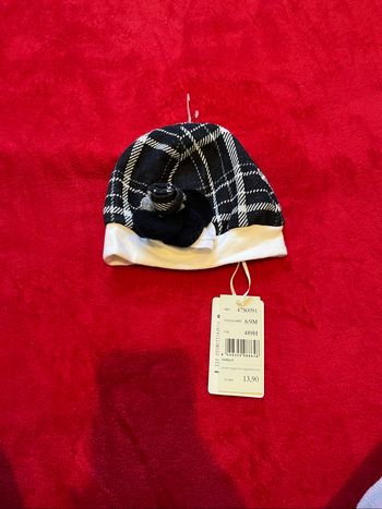 Bonnet bébé fille Taille 6-9 mois Neuf