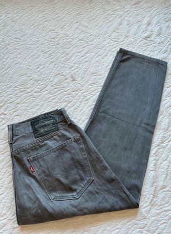Jean Levi’s homme gris 511 gris coupe regular straight droit taille M/L W28/29