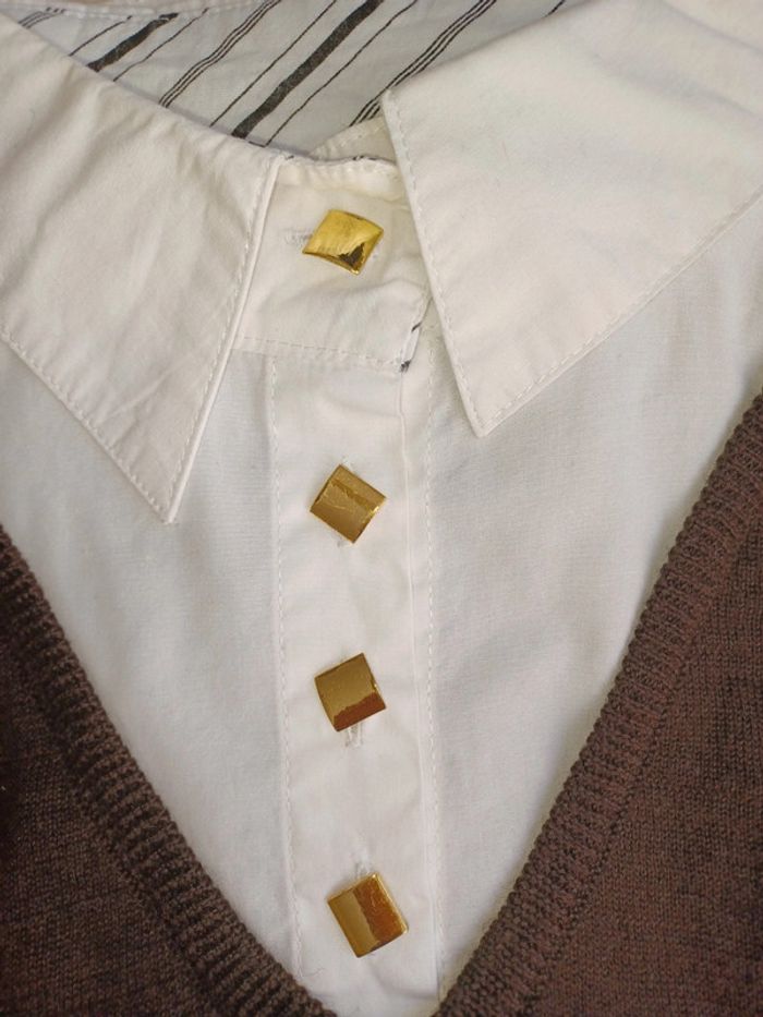 Pull chemise col V marron foncé et blanc taille unique - photo numéro 9