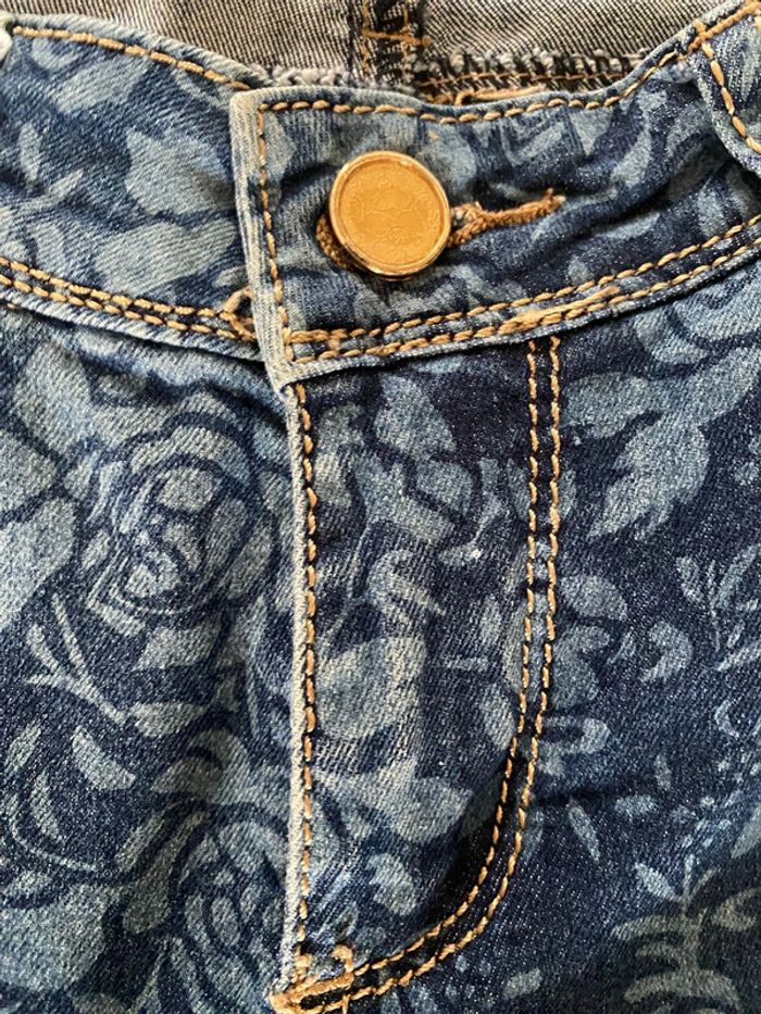 Jeans Girl Tribu bleu avec fleurs taille 34 - photo numéro 4