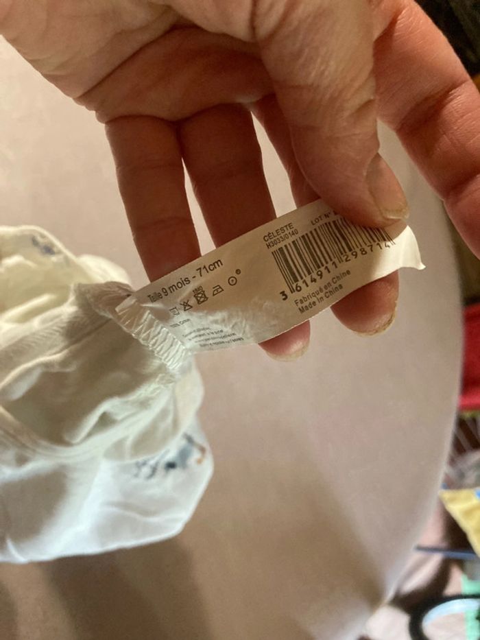 Combinaison écrue Bout’chou 9 mois - “Attention toutous gentils” - photo numéro 5