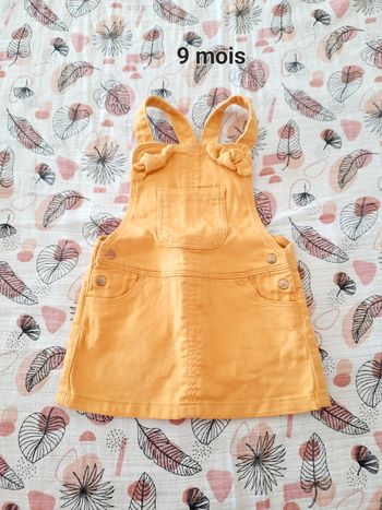 Robe tape à l'œil
