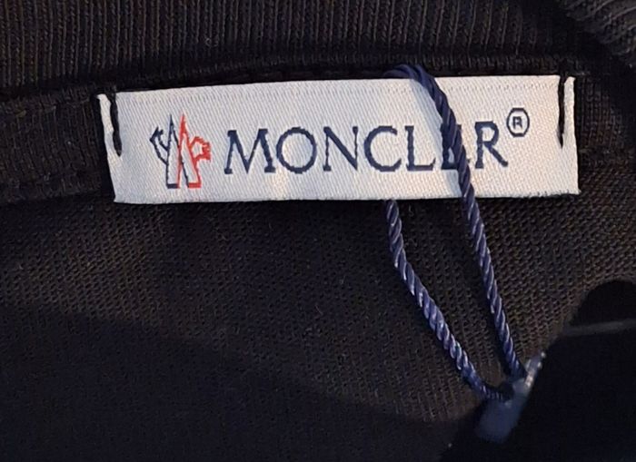 T shirt over size MONCLER taille XXL neuf - photo numéro 5