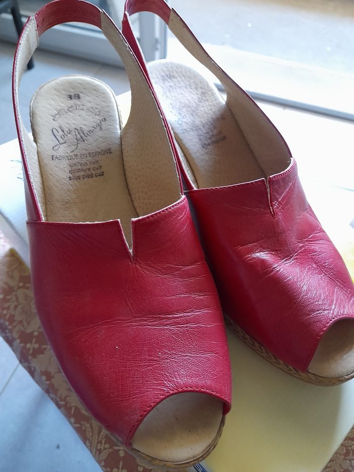 CHAUSSURES FEMME " LOLA ALMAGRO" TAILLE  38 - photo numéro 5