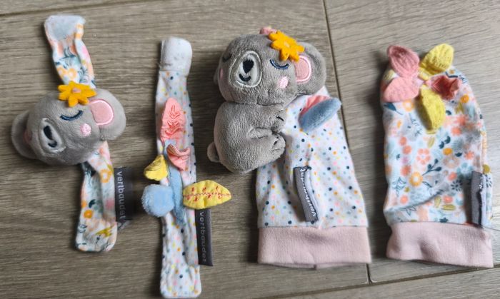 Hochets mains et pieds Koala - rose