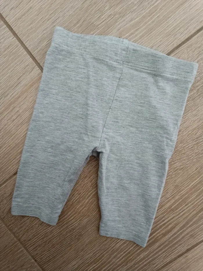 Legging court 6 mois