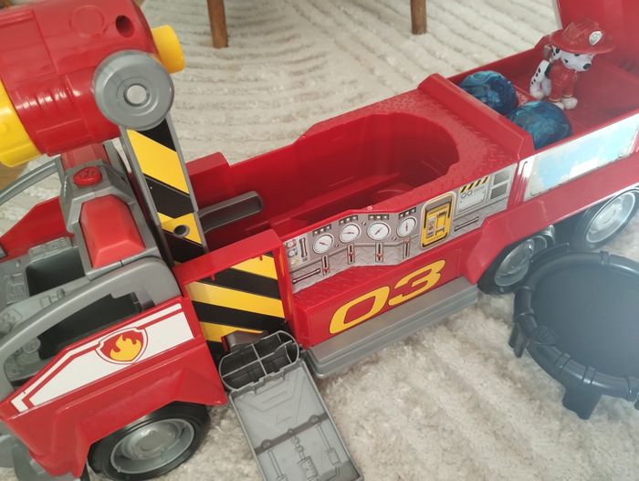 Grand camion de pompier de la pat patrouille - photo numéro 4
