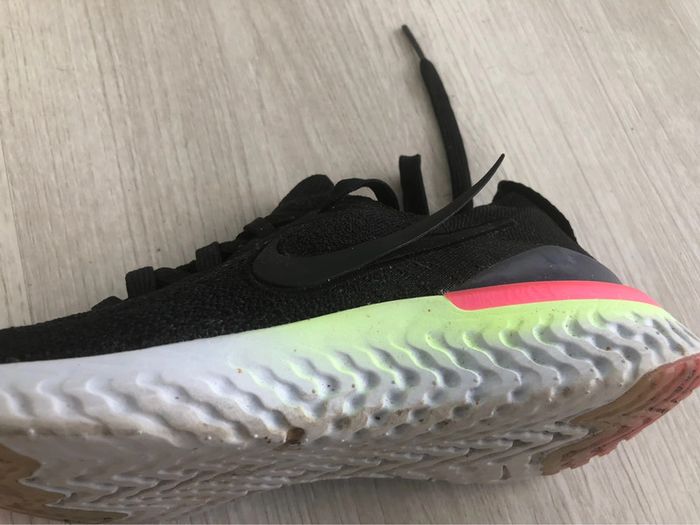 Nike 36,5 en bon etat - photo numéro 4