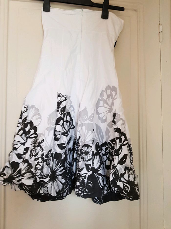 Robe bustier - photo numéro 2