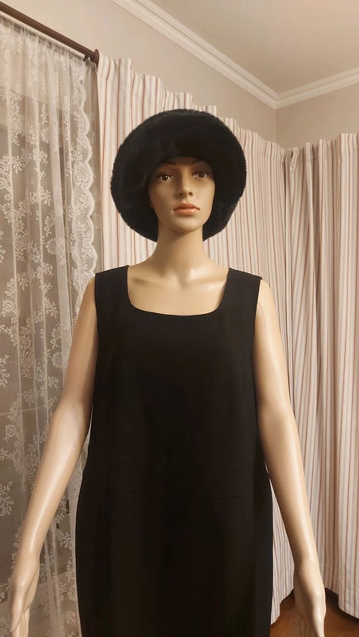 Robe noire Th.Braun t 44 - photo numéro 8