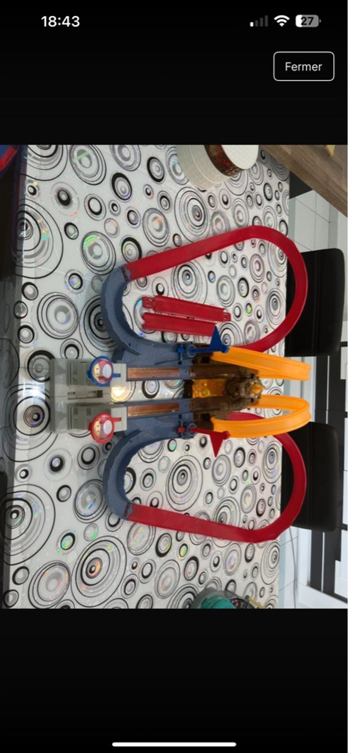 Circuit cars, hot weels et Mario - photo numéro 7