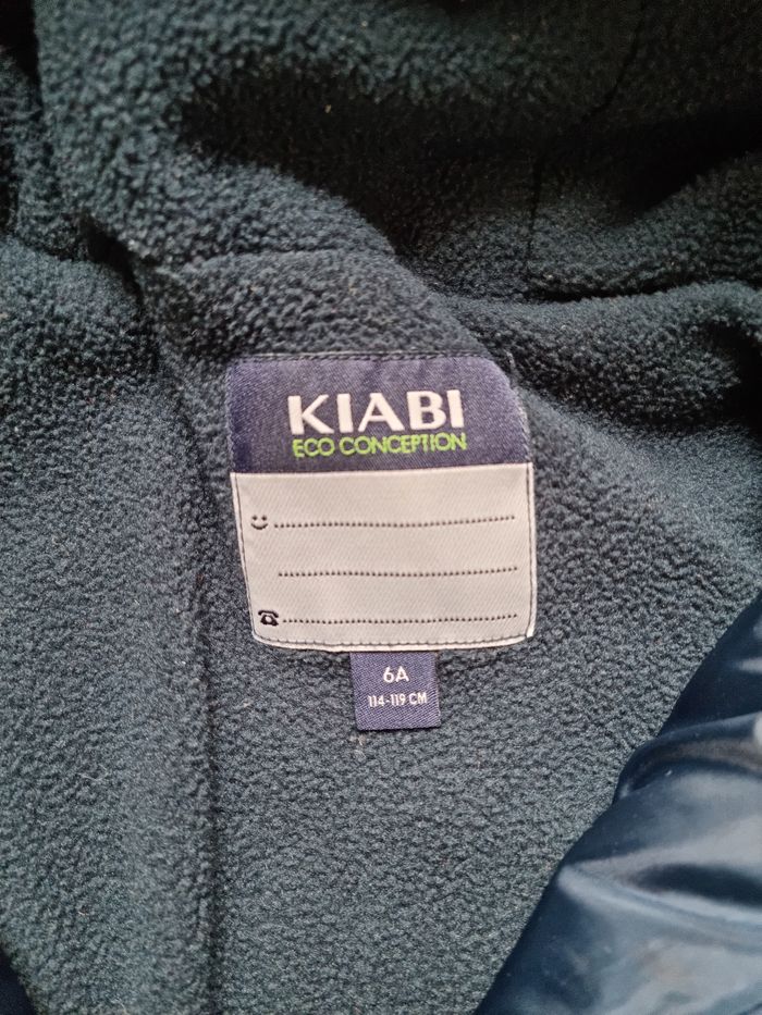 Veste doudoune bleue marine 6 ans - photo numéro 2