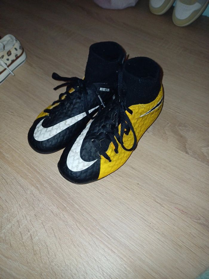 Chaussures de foot 32 nike - photo numéro 2