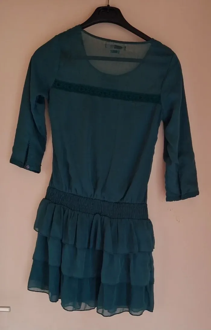 Robe fluide Bershka taille 38 - photo numéro 3