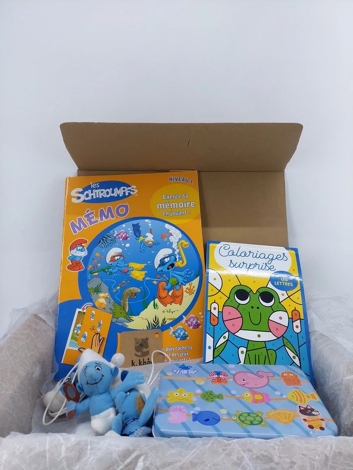 Coffret thème les schtroumpfs à la mer