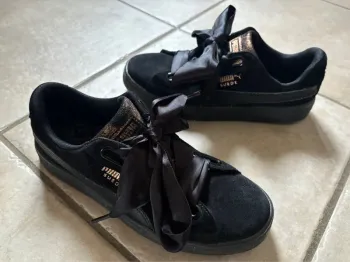 Baskets Puma en suédine 37 neuves