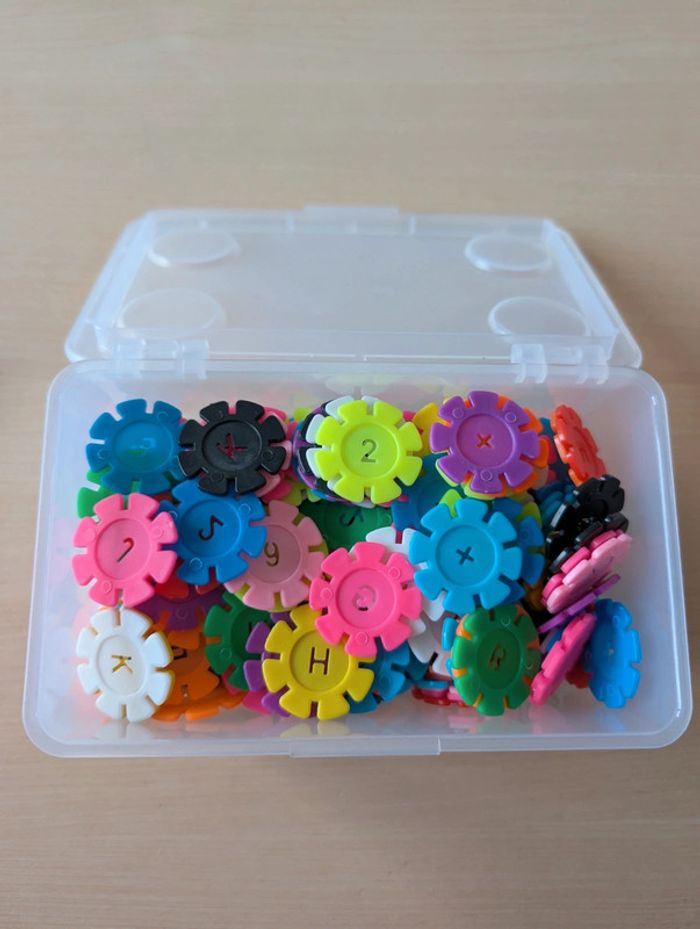 250 jetons de construction