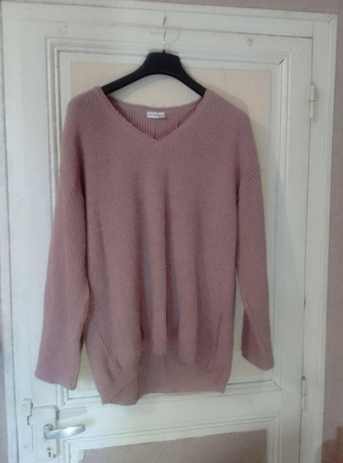 Pull dos décolleté