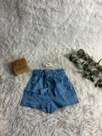 Short en jean Kiabi taille 12 mois