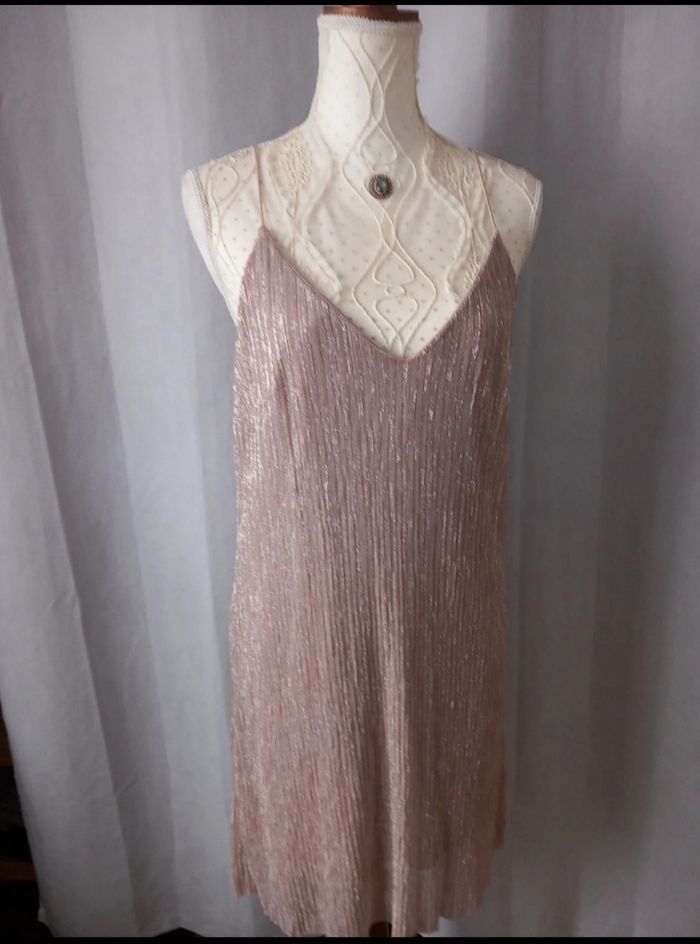 Lot de 4 robes taille 38 - photo numéro 2
