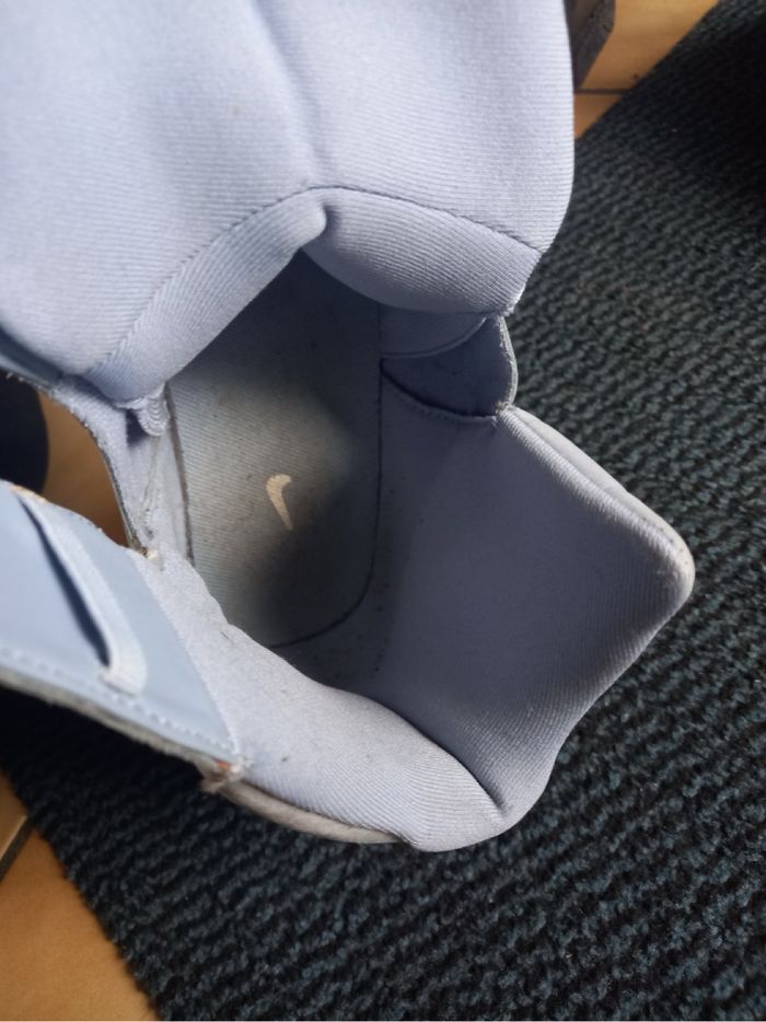 Baskets Nike en très  bon état - photo numéro 6