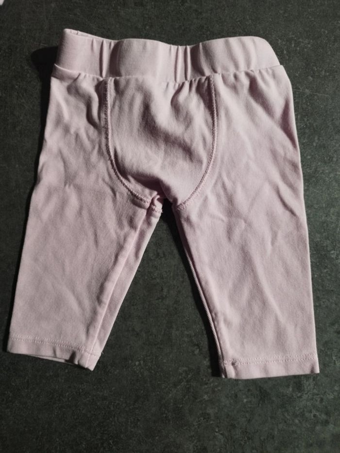 Ensemble rose 1 mois - photo numéro 5