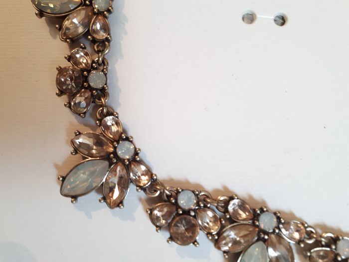 Collier court Primark - photo numéro 3