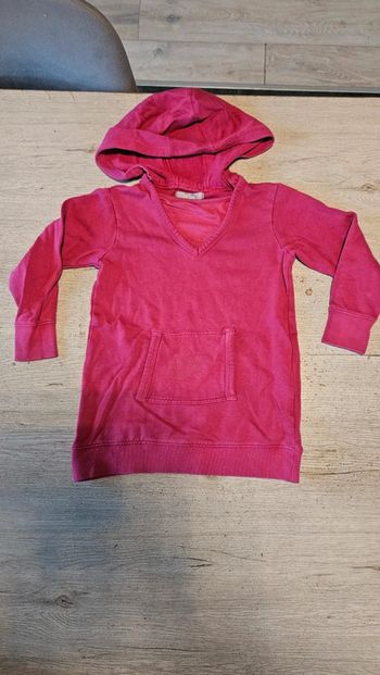 Tunique fushia à manches longues et capuche, 3 Suisse, 114 (5/6 ans)