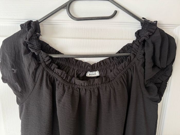 Robe noire - photo numéro 2