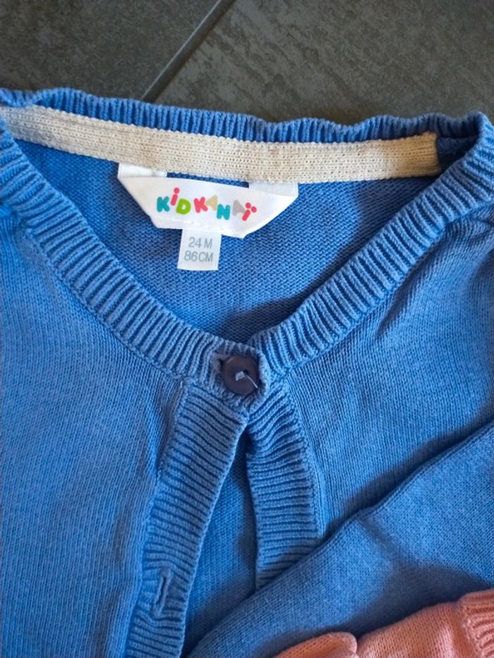Lot gilet / pull - photo numéro 2