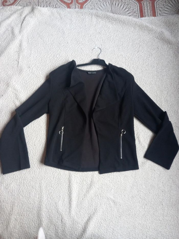 Veste/blazer noir avec épaulettes
