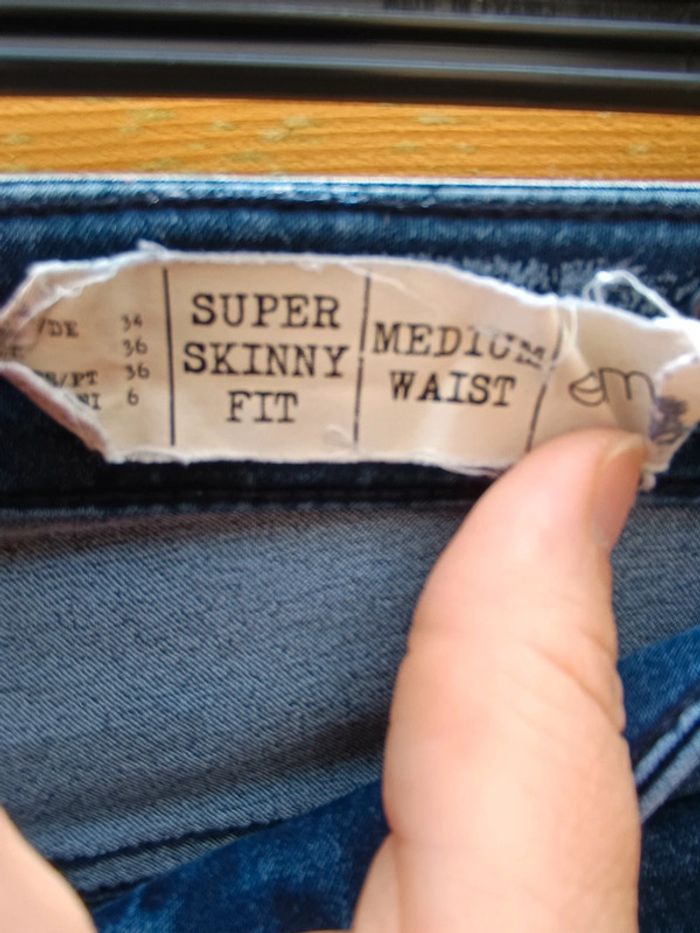 Skinny taille 36 - photo numéro 3
