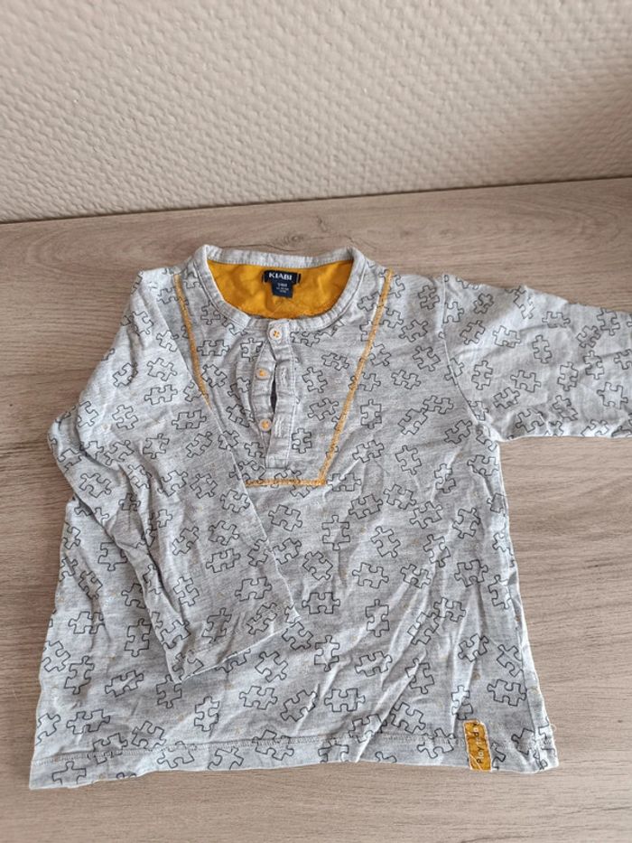 T-shirt manches longues puzzle Kiabi 24 mois - photo numéro 3