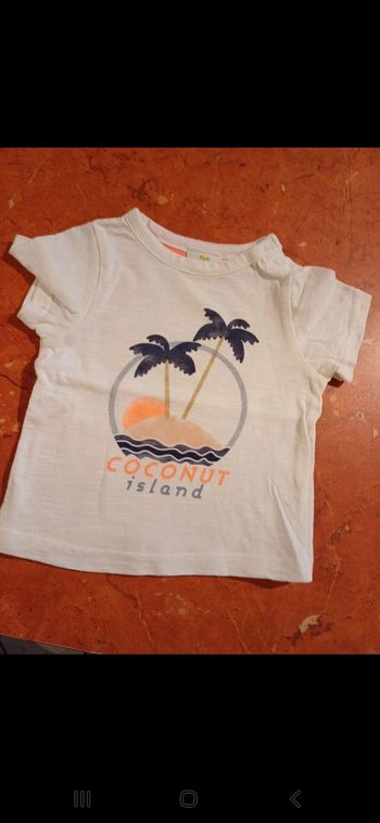T.shirt bébé taille 3 mois