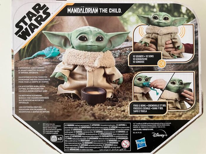 Figurine parlante, Bébé Yoda avec accessoires (Starwars) - photo numéro 2