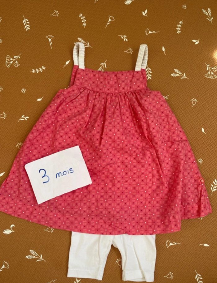 Robe + legging court 3 mois