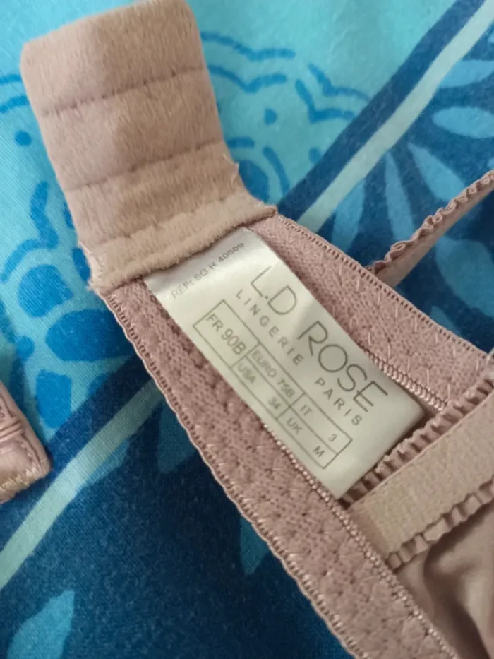 Sous vêtements 90 b - photo numéro 7