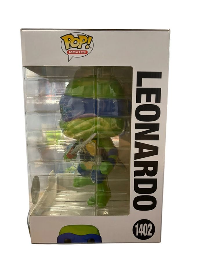 Figurine Funko Pop Jumbo Teenage Mutant Ninja Turtles Leonardo 1402 neuf - photo numéro 4