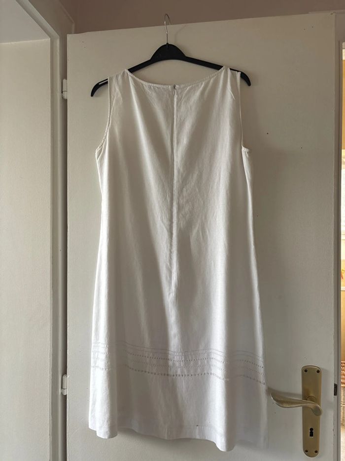 robe blanche chic - photo numéro 2