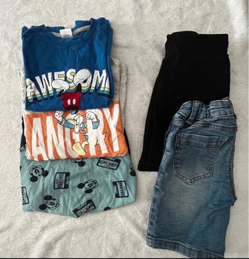 Lot de vêtements taille 6 ans