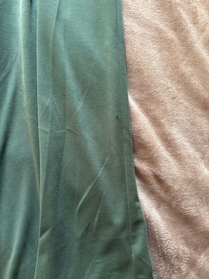 Combinaison verte Monki femme fluide taille S en bon état. - photo numéro 4