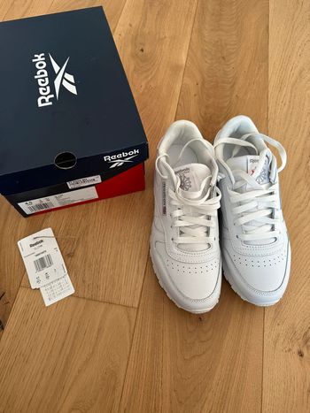 Reebok Classic Leather blanches – Taille 36 très bon état