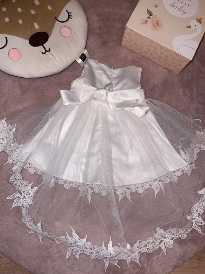 Robe de cérémonie - photo numéro 6