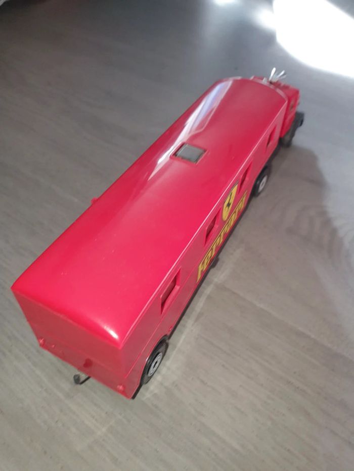 Camion miniature solido - photo numéro 5