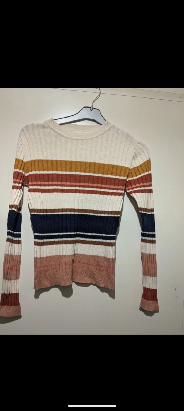 Pull Cache cache beige à rayures. Taille 38
