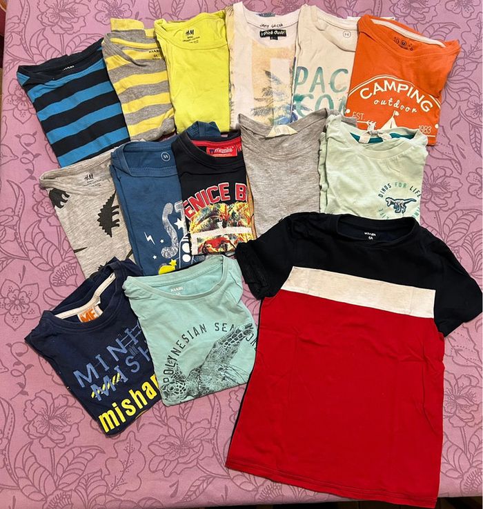 Lot 14 t shirts manches courtes 6 ans