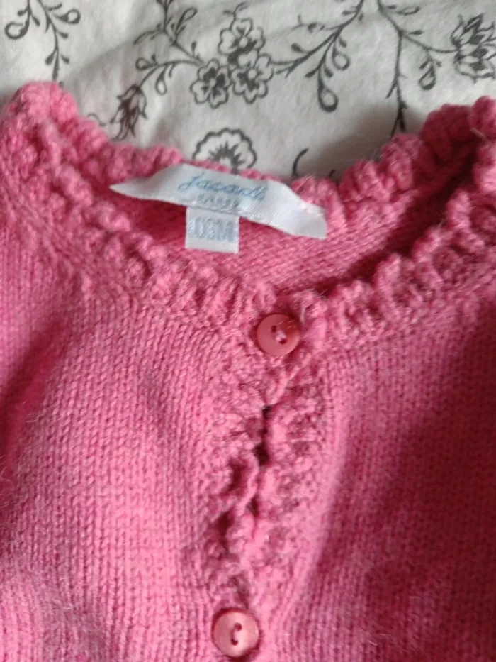 Gilet laine rose fushia Jacadi Paris 3 mois - photo numéro 3